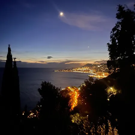 Modern Seaview With Pool Above Monaco Вилла *