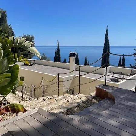 Modern Seaview With Pool Above Monaco Вилла *