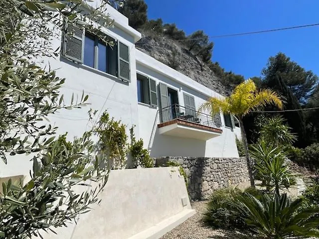 Modern Seaview With Pool Above Monaco Villa Grimaldi (Liguria)