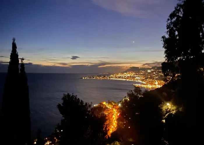 Modern Seaview With Pool Above Monaco Villa *