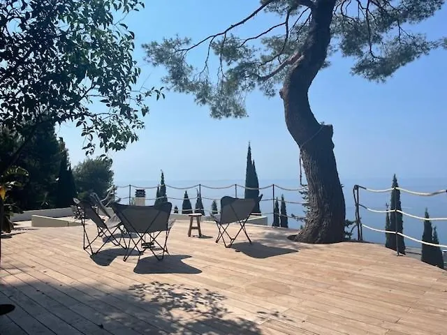 Modern Seaview With Pool Above Monaco